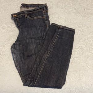 Gap Regular Legging Jeans. Size 32R